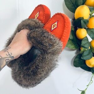Manitobah suede street moccassin red orange